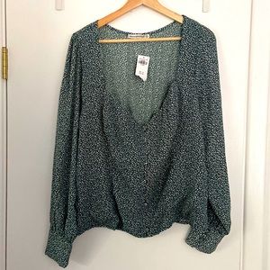 Abercrombie size XL blouse
